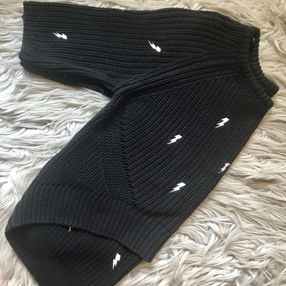Knitted Cropped Top